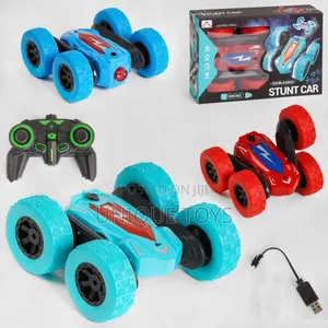 Double-Sided Stunt Car
