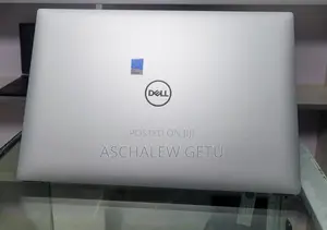 New Laptop Dell Precision 15 3520 16GB Intel Core I7 SSD 512GB