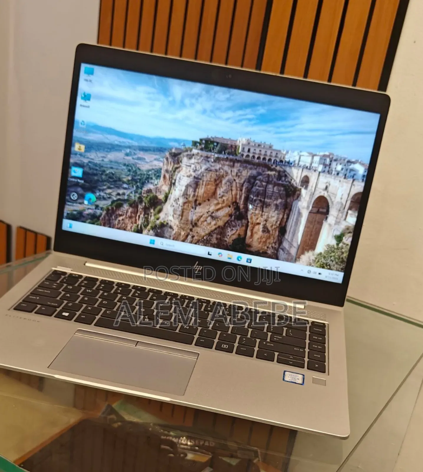 New Laptop HP EliteBook 840 G5 16GB Intel Core I5 SSD 512GB