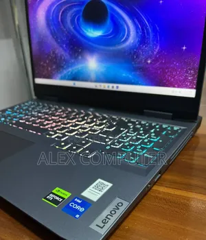 New Laptop Lenovo LOQ 15IRH8 16GB Intel Core I5 SSD 512GB