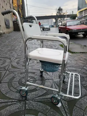 Toilet Bucket, Shower Chair,White澎§Pot Removed for Cleaning~邵pot/Potty