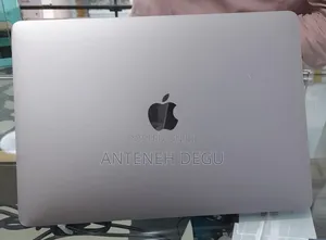 New Laptop Apple MacBook Pro 2017 8GB Intel Core I5 SSD 256GB