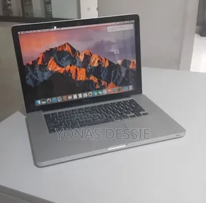 Laptop Apple MacBook Pro 2011 4GB Intel Core i7 SSD 512GB