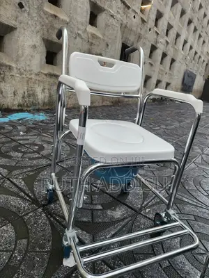 Toilet Wheelchair仔在commode Wheelchair短片brand New Commode Wheelchair