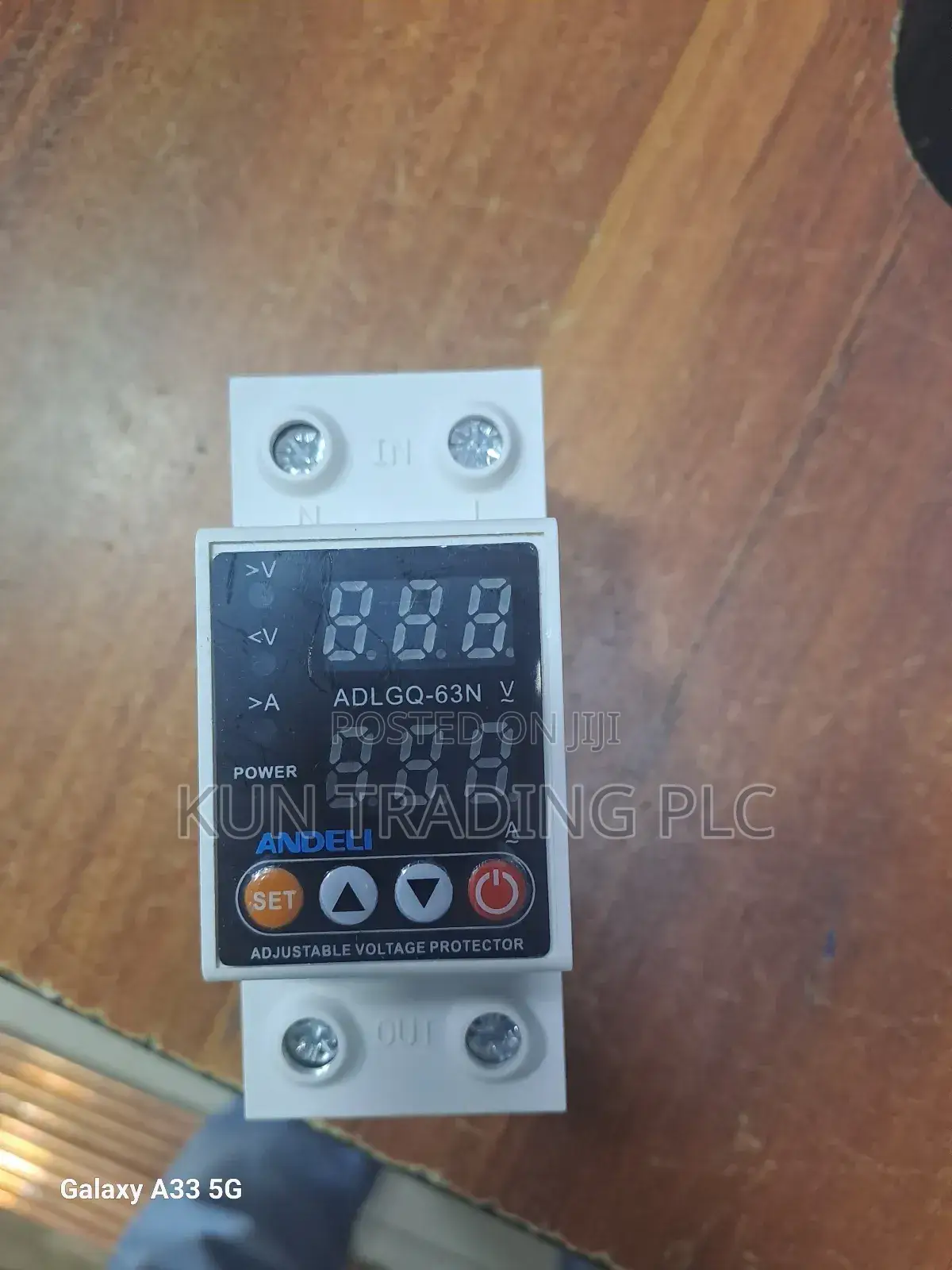 Adjustable Voltage Protector