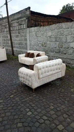 Cream Chester Field Sofa Code 1090