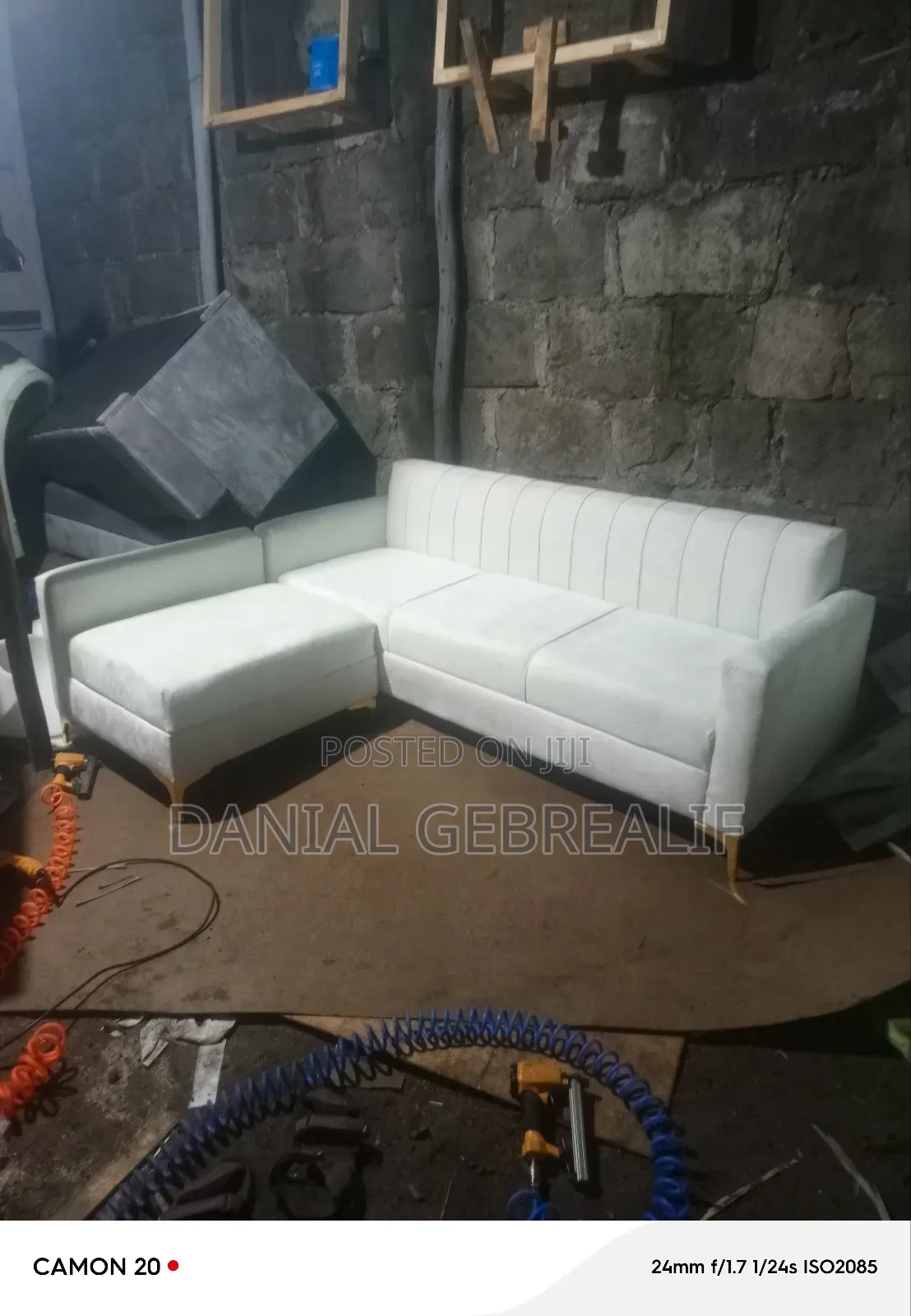 Hayet Sofa 99