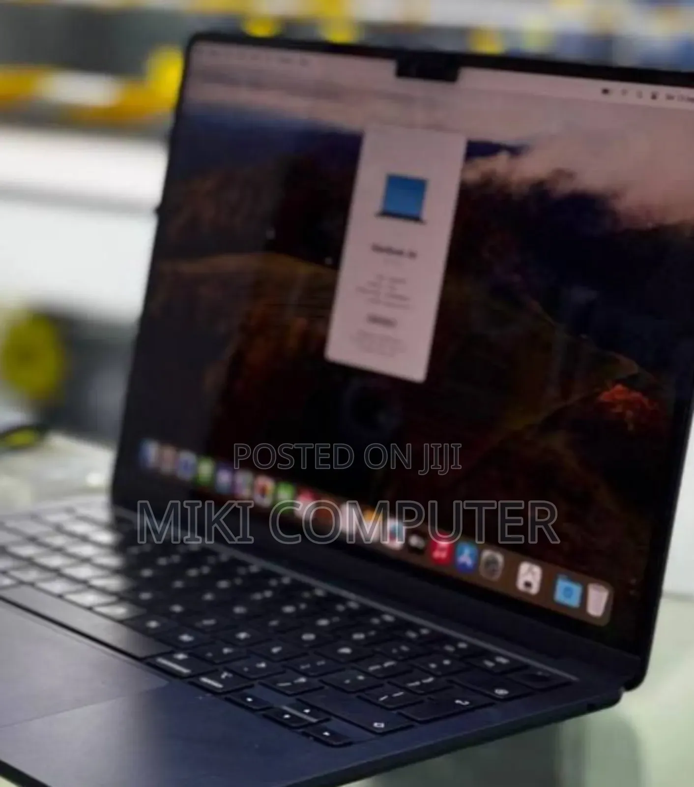 New Laptop Apple MacBook Air 2022 M2 8GB Intel SSD 256GB