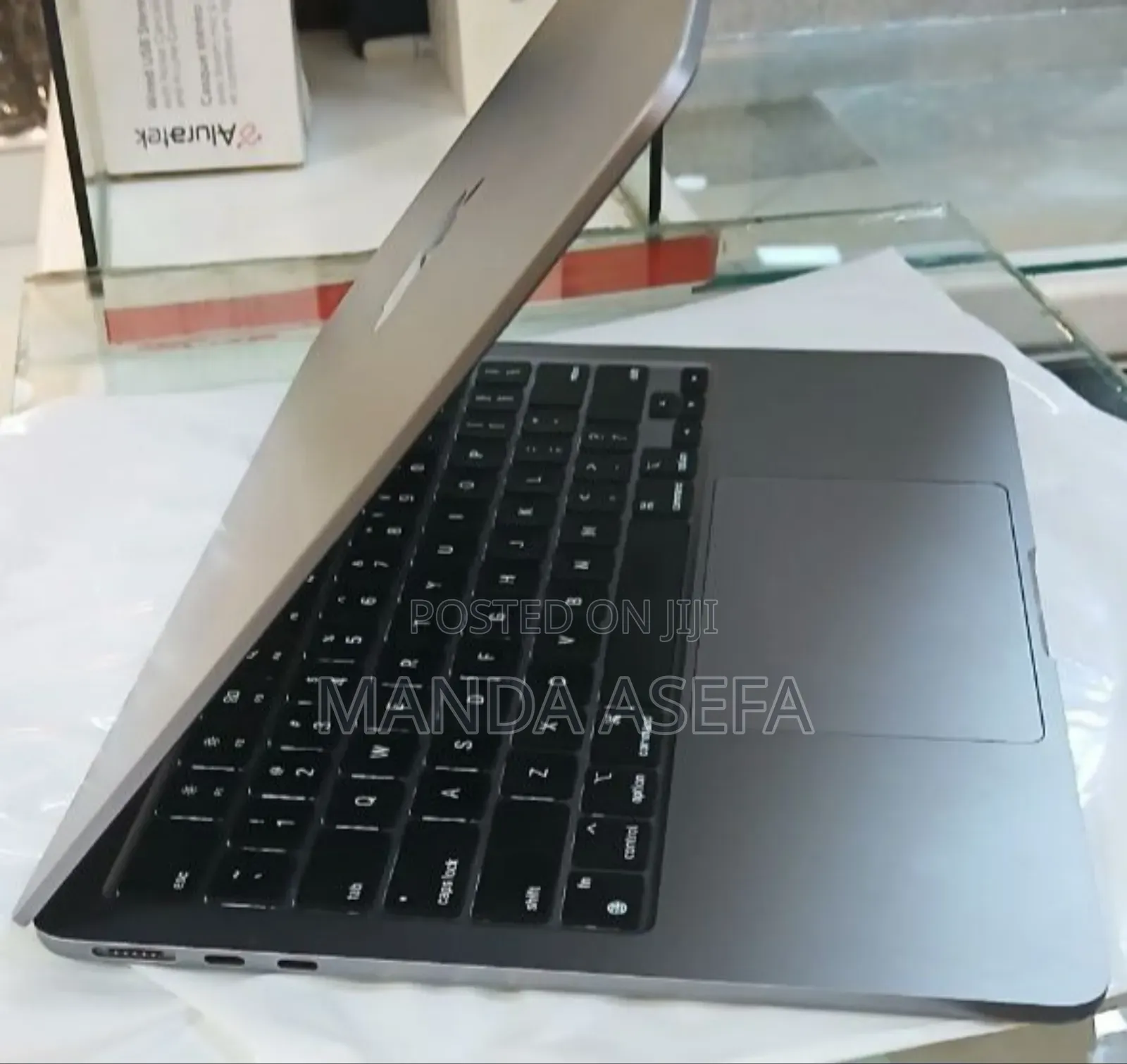 New Laptop Apple MacBook Air 8GB Apple M2 SSD 256GB
