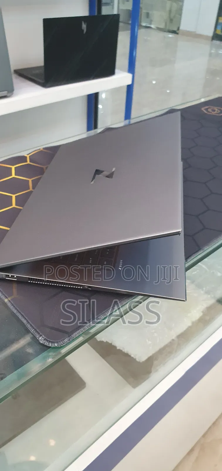 New Laptop HP ZBook Fury 15 G8 16GB Intel Core i7 SSD 512GB