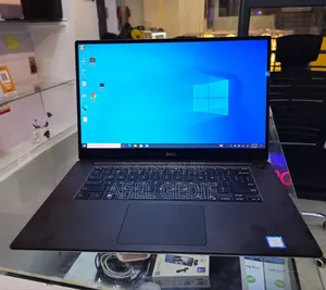 New Laptop Dell Precision 5540 16GB Intel Core I7 SSD 512GB