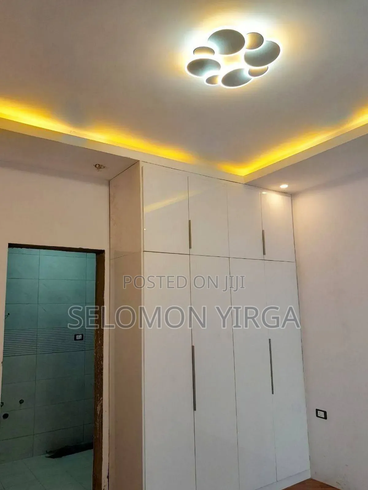 10bdrm House in Adis Ababa, Bole for sale