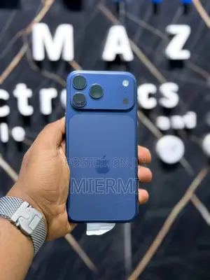 New Apple iPhone 17 Pro Max 256 GB Blue