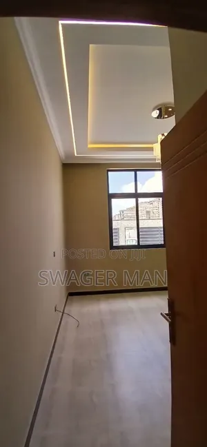 Furnished 5bdrm Villa in Ayat, Yeka for sale