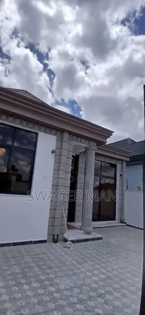 Furnished 5bdrm Villa in Ayat, Yeka for sale