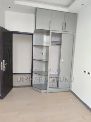 3bedroom Luxuru Apartiment