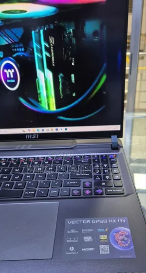 New Laptop MSI Vector GP68 HX 13V 16GB Intel Core i9 SSD 1T