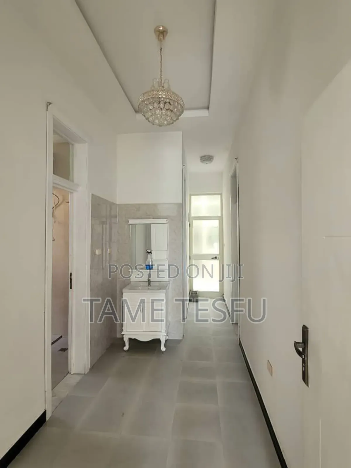 Furnished 8bdrm House in ሀያት, Bole for sale