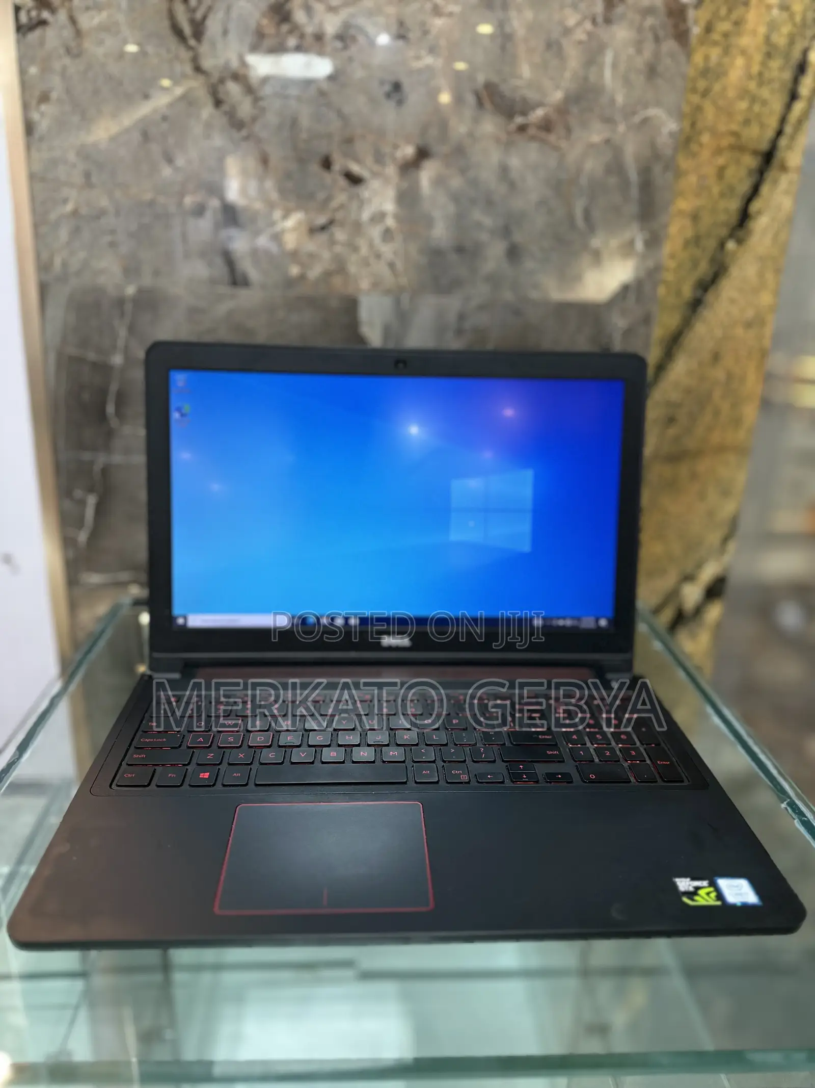 New Laptop Dell Inspiron 15 8GB Intel Core I7 SSD 256GB