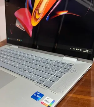 New Laptop HP Envy X360 8GB Intel Core I5 SSD 512GB