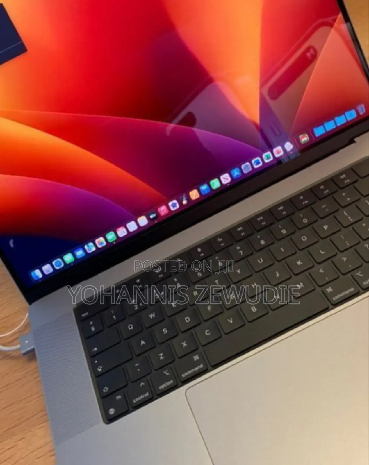 New Laptop Apple MacBook Pro 2017 16GB Intel Core i7 SSD 1T