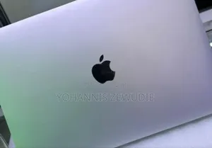 New Laptop Apple MacBook Pro 2017 16GB Intel Core i7 SSD 1T