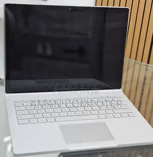 New Laptop Microsoft Surface 16GB Intel Core I7 SSD 256GB