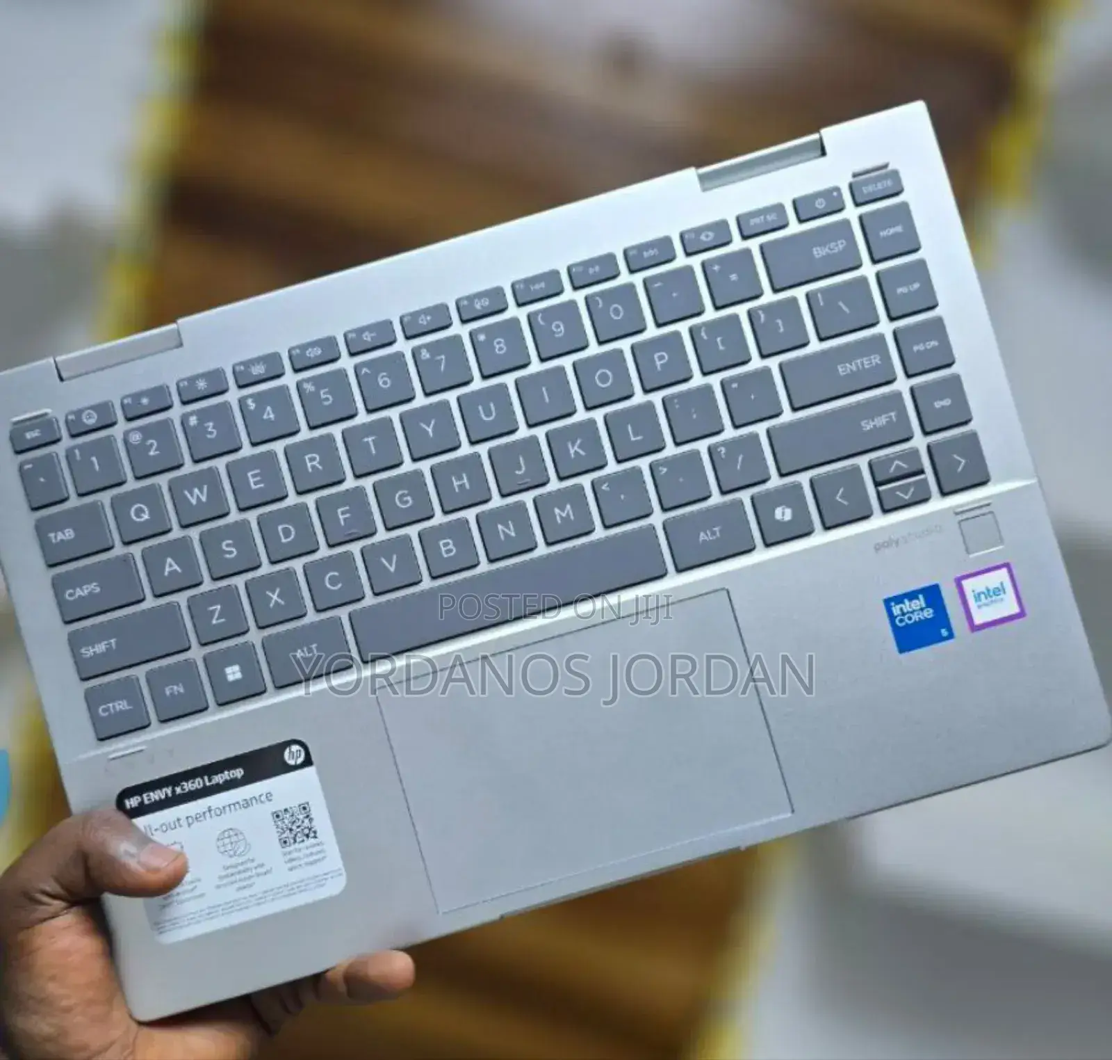 New Laptop HP Envy X360 8GB Intel Core I7 SSD 1T