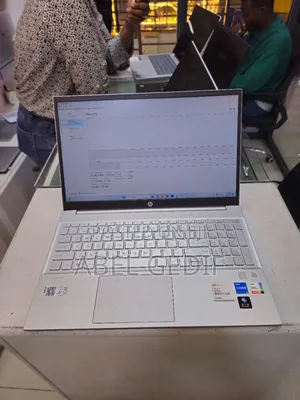 New Laptop HP Pavilion 15 16GB Intel Core I5 SSD 1T