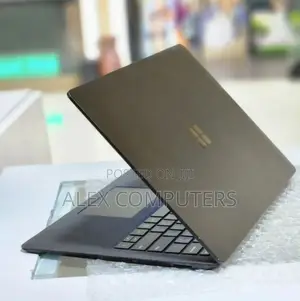 New Laptop Microsoft Surface 16GB Intel Core i7 SSD 512GB