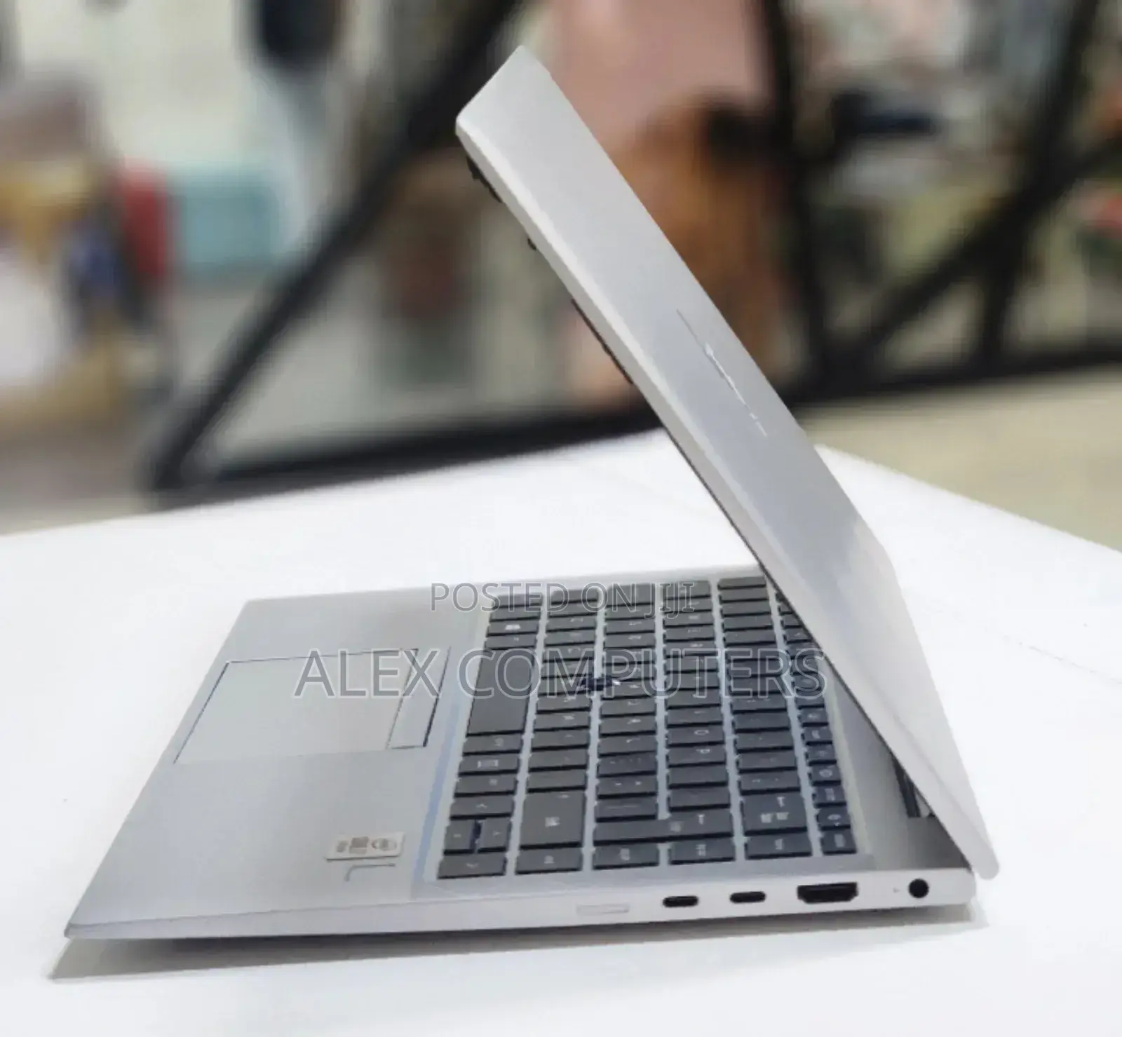 New Laptop HP EliteBook 840 G7 16GB Intel Core i7 SSD 512GB