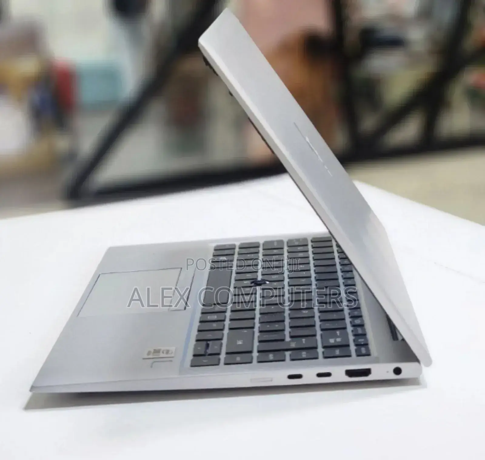 New Laptop HP EliteBook 840 16GB Intel Core i7 SSD 512GB