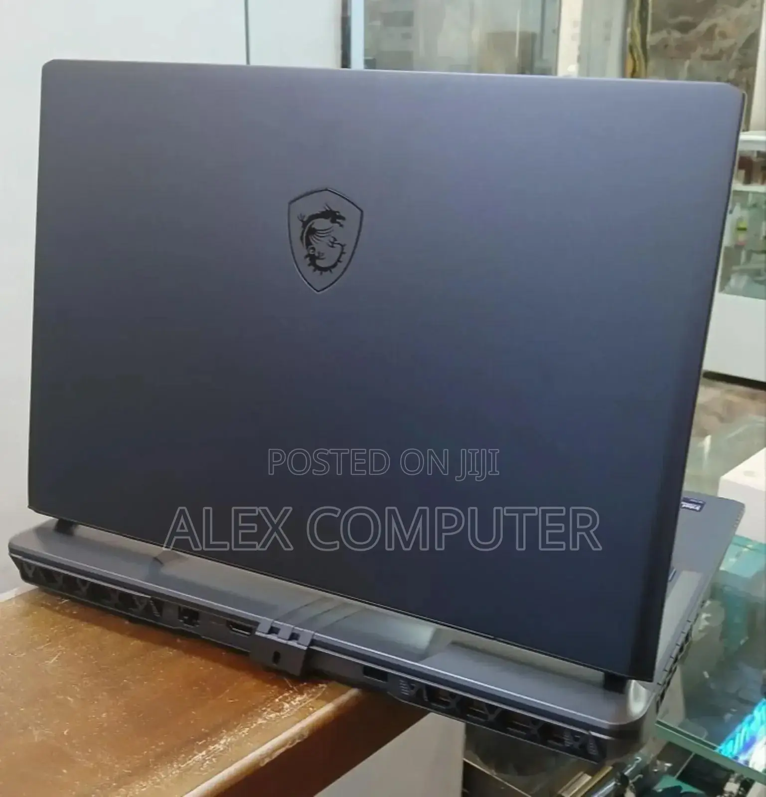 New Laptop MSI Vector 16 HX AI A2XWIG 16GB Intel Core Ultra 7 SSD 1T
