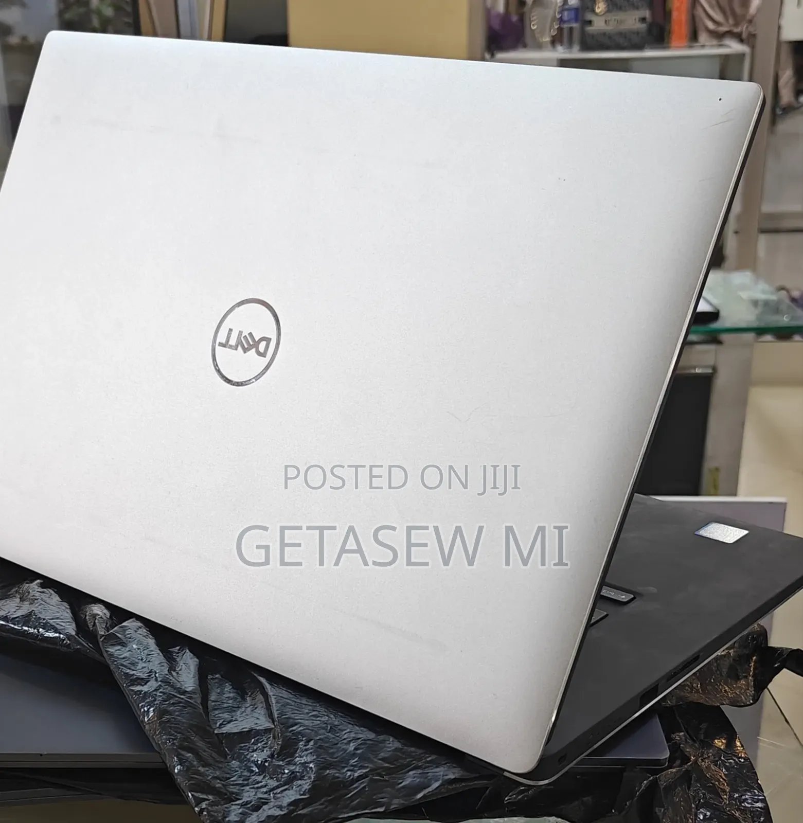 New Laptop Dell XPS 15 16GB Intel Core I7 SSD 512GB