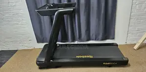 Reebok Fr30z ቤቶ የሚጠቀሙበት ማሽን Sport Running Machine