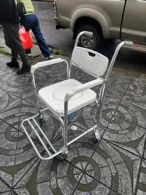 Wheelchair Toilet Wheelchair知識commode Medical Wheelchair俠士commode New