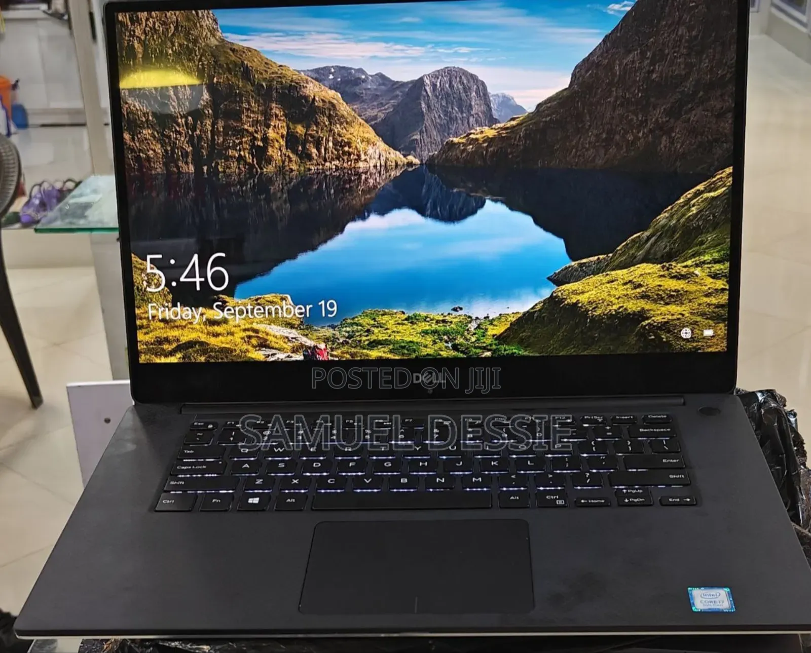 New Laptop Dell Precision 5540 16GB Intel Core I7 SSD 512GB