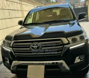 Toyota Land Cruiser 2018 Black