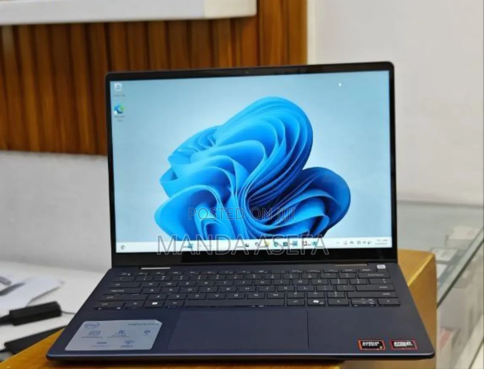 New Laptop Dell Inspiron 14 16GB AMD Ryzen 7 SSD 1T