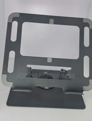 Laptops Stnad