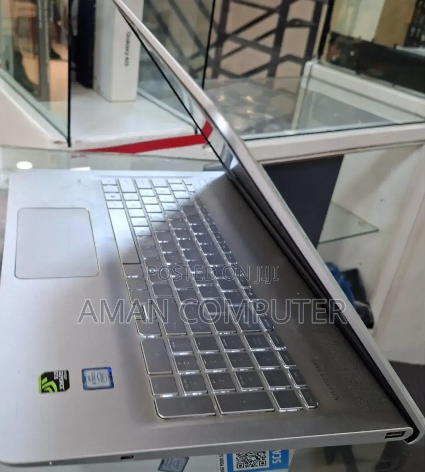 New Laptop HP Envy 13 12GB Intel Core I5 HDD 1T