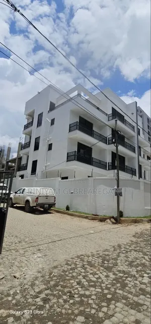 9bdrm House in G+2, Yeka for rent