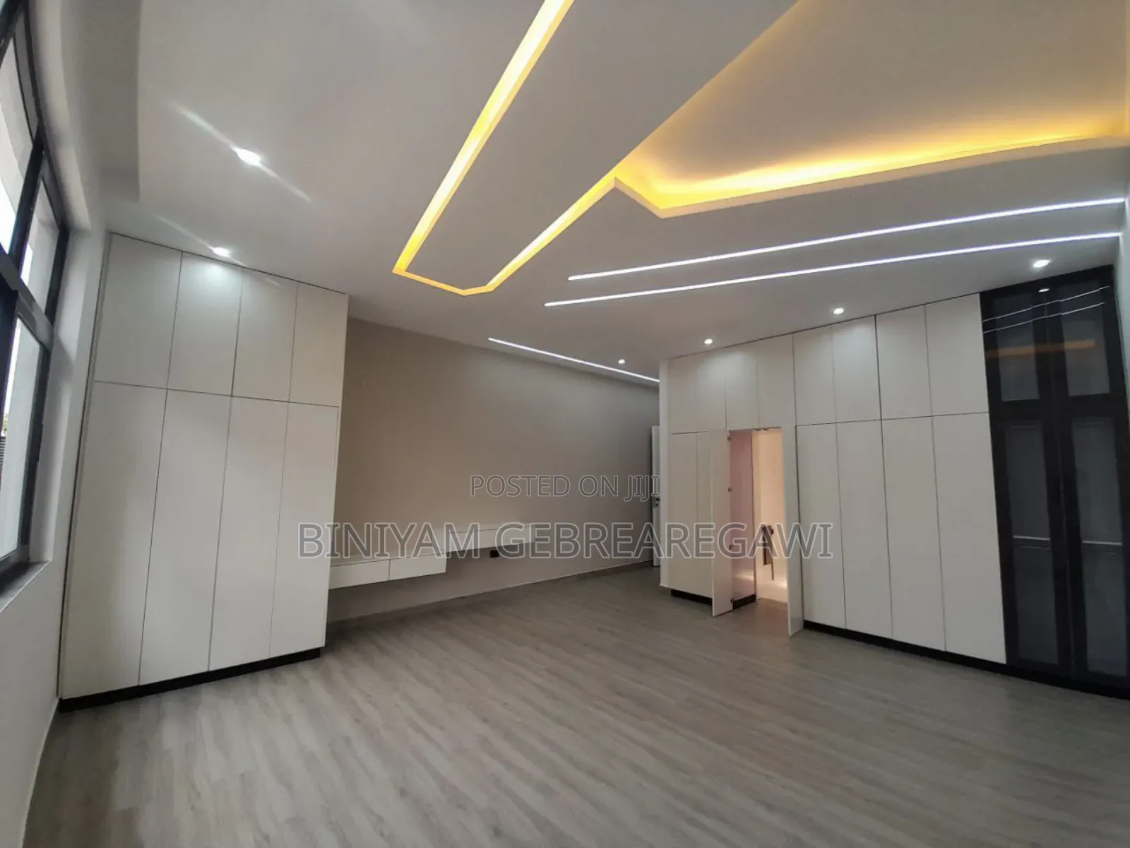 8bdrm House in G+2, Yeka for rent