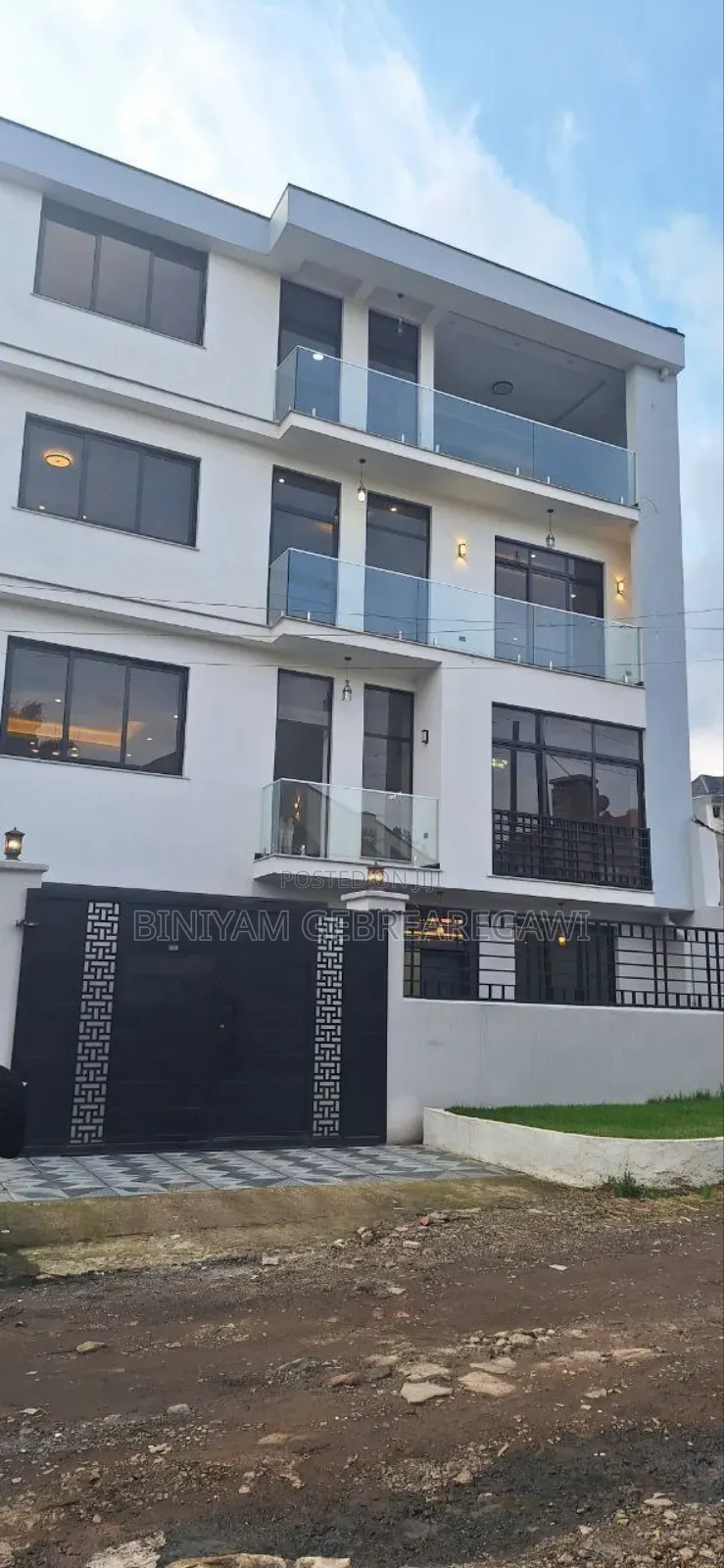 9bdrm House in G+2, Yeka for rent