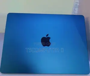 New Laptop Apple MacBook Air 2022 M2 8GB Apple M2 SSD 256GB