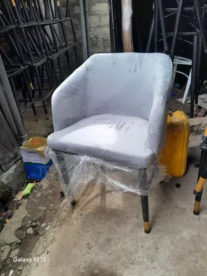 Quality Fabric Chairs for Hotel Restaurant