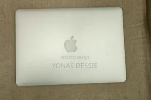 New Laptop Apple MacBook Air 2013 8GB Intel Core I5 SSD 128GB