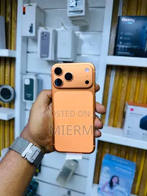 New Apple iPhone 17 Pro Max 256 GB Orange