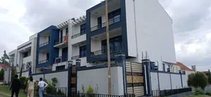 9bdrm House in G+2, Yeka for rent