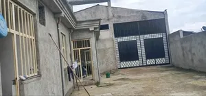 የሚከራይ መጋዘን አያት አከባቢ በቂ ቢሮ ጋር Warehouse for Rent in Ayat Addis Ababa